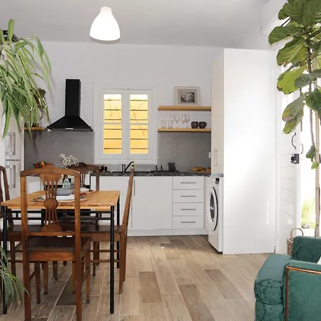 Holiday home Alegria Lixouri